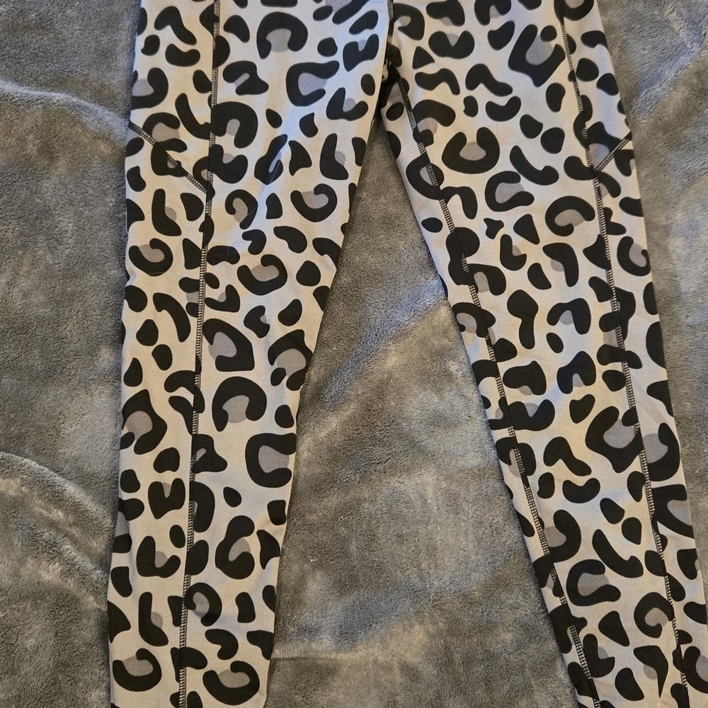 POP Fit Monochrome Patterned Leggings